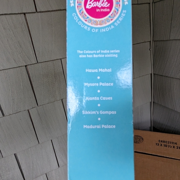 RARE!! New in Box Barbie Doll in India Visits Taj Mahal - Picture 7 of 10